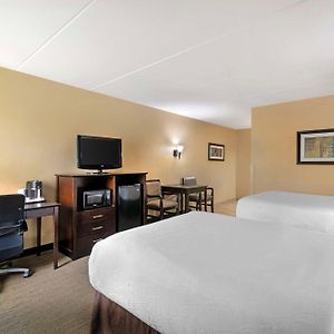 Double Room Two Double Beds Roll Shower Disability Access or Non-Smoking